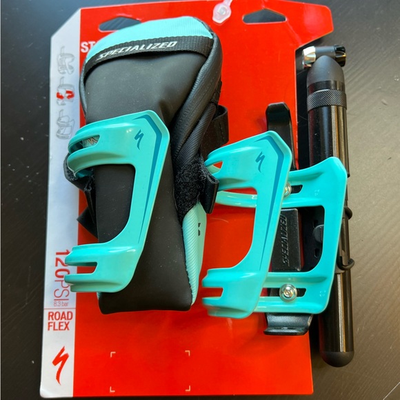 NWT SPECIALIZED TEAL AND BLACK BIKE STARTER KIT. - Picture 1 of 5